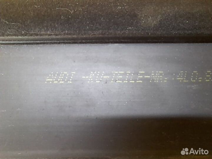 Молдинг стекла задний правый Audi Q7 2005-2009