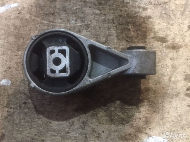 Ford connect подушка МКПП задняя