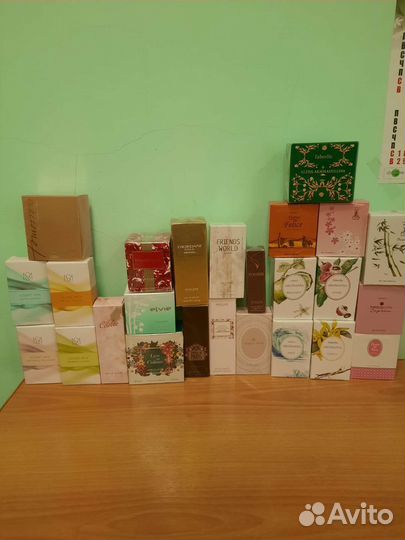 Парфюмерия, гели для душа, шампуни, косметика