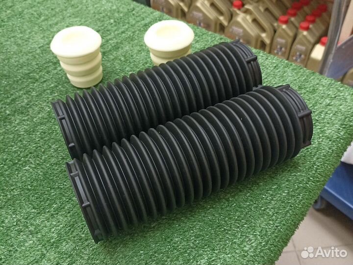 Пыльник переднего амортизатора Mazda 3 (03-13г)