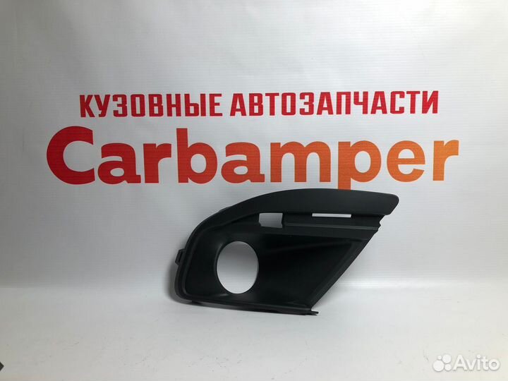 Облицовка бампера Granta FL с отверстием