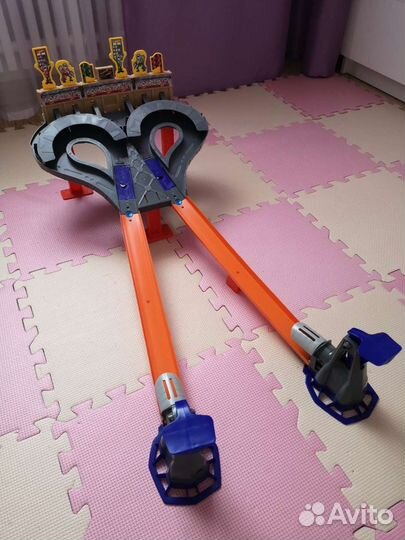 Hot wheels трек