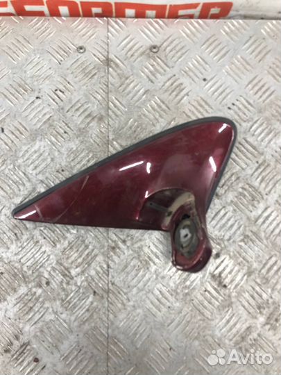 Крепление бокового зеркала переднее правое Ниссан