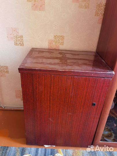 Швейная машина Чайка 142м