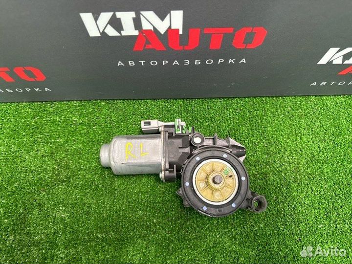 Мотор стеклоподъемника задний левый Volkswagen