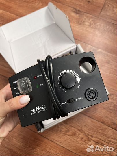 Электрическая дрель для маникюра и педикюра