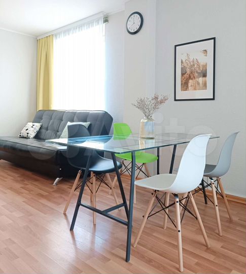 2-к. квартира, 50 м², 3/17 эт.