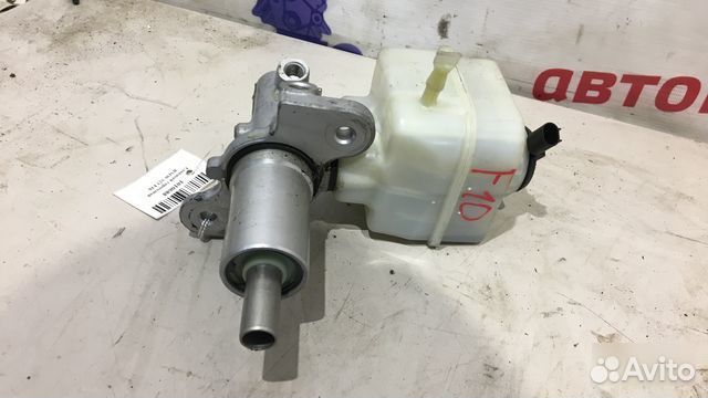 Главный тормозной Bmw 523 F10