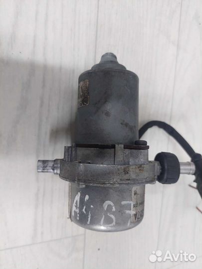 Вакуумный насос тормозов Volkswagen Passat B5+