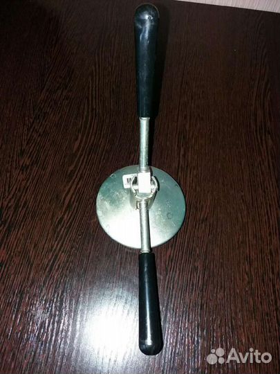 Закаточная машинка