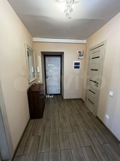 2-к. квартира, 47 м², 1/12 эт.