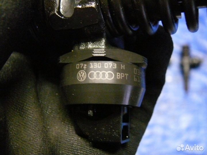 Насос форсунка VW Touareg 2,5/5.0 TDI