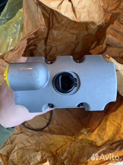 Насос активации форсунок caterpillar C7