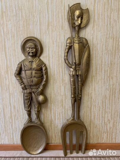 Настенная инсталяция