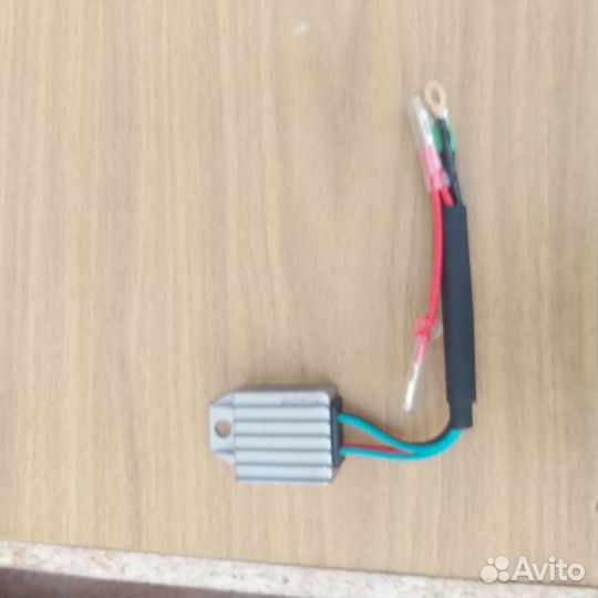 Регулятор напряжения для лодочных моторов