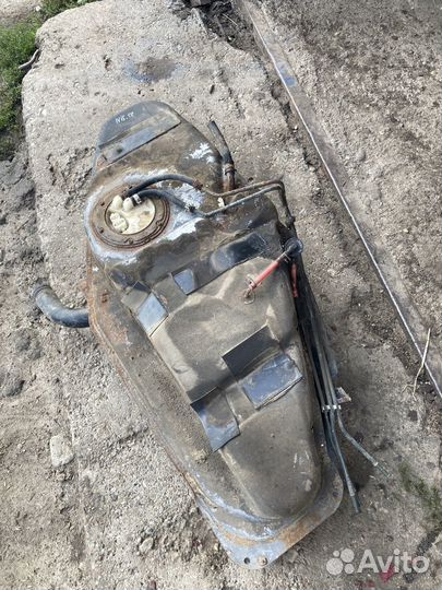 Топливный бак nissan Серена c23