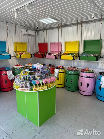 Требуется продавец