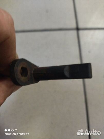 Датчик abs передний левый Nissan X-Trail T32