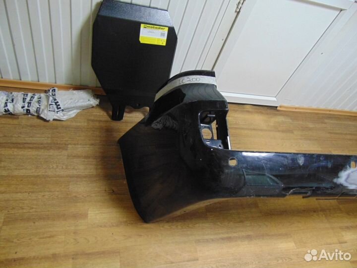 Задний бампер на Лэнд Крузер 200