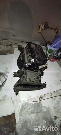 Корпус мотора печки lancer 9