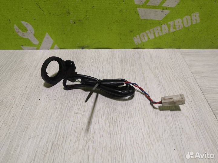 Антенна Сузуки Балено 98-07