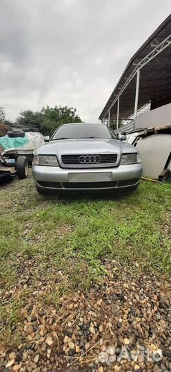 Ауди А4 Б5 в разбор