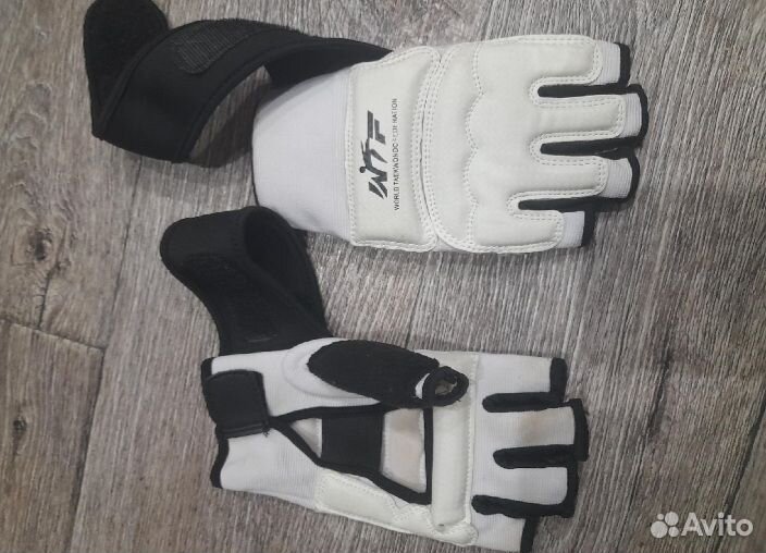 Жилет, перчатки