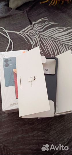 Xiaomi Redmi Note 13 Pro, 8/256 ГБ