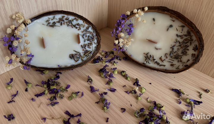 Свеча в кокосе