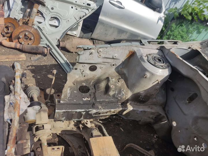 Лонжерон передняя правая четверть Mazda Tribute