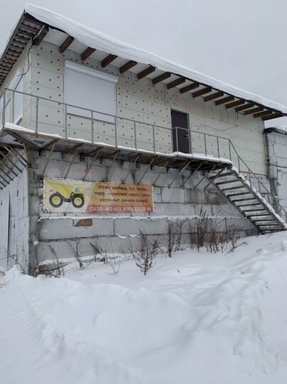 Гараж, > 30 м²