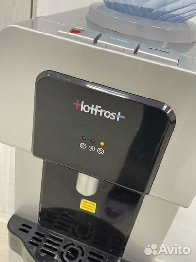 Кулер для воды hotfrost с холодильником