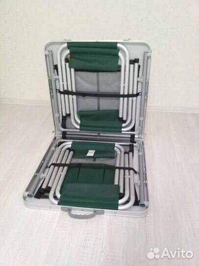 Стол и 4 стула для туризма