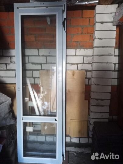 Дверь пластиковая