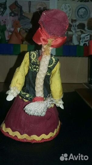 Кукла декоративная