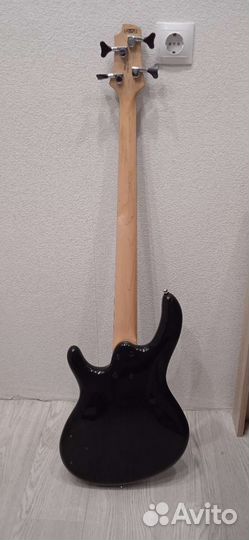Бас гитара Cort Action