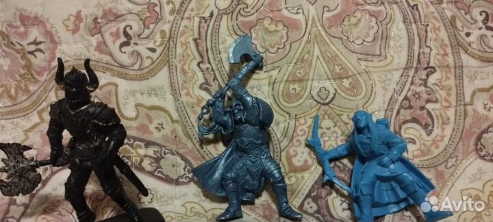 Игрушки разные