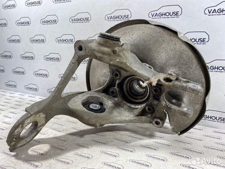 Ступица задняя левая Audi A7 4G 3.0 tfsi CGW 2011