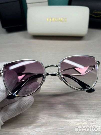 Очки Prada женские, два цвета