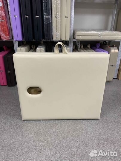 Массажный стол