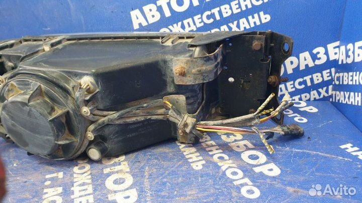 Правая фара. Iveco Еврокарго грузовой тягач