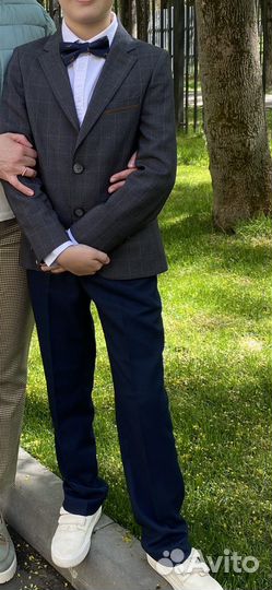 Пиджак 134, брюки 140