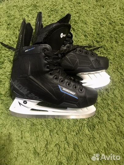 Коньки мужские 42 размер