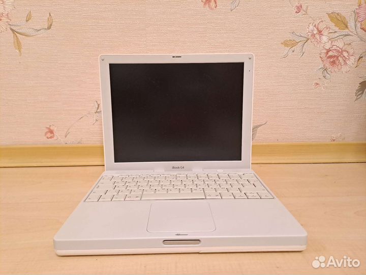 Apple iBook G4 2004