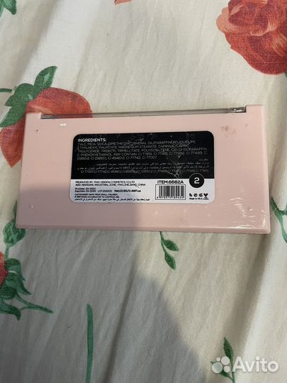 Палетка румяна и хайлайтер