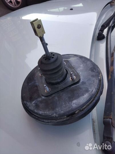 Вакуумный усилитель тормозов Renault Logan 1.6