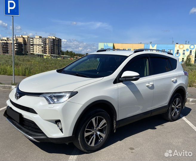 Toyota RAV4, 2016