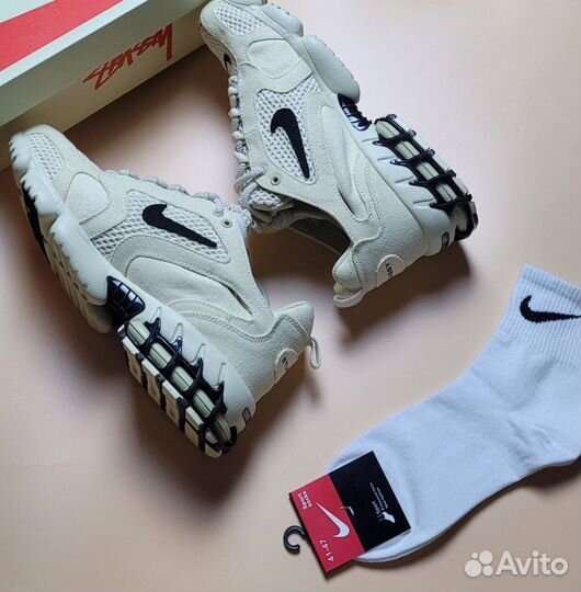 Кроссовки Nike Stussy