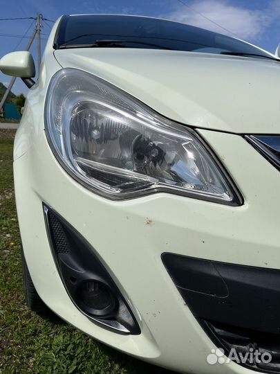 Opel Corsa 1.4 AT, 2011, 145 200 км