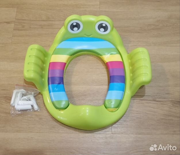 Детское сиденье на унитаз